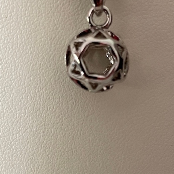 Merkaba Silver Sphere Jewish Start Necklace - Picture 4 of 5